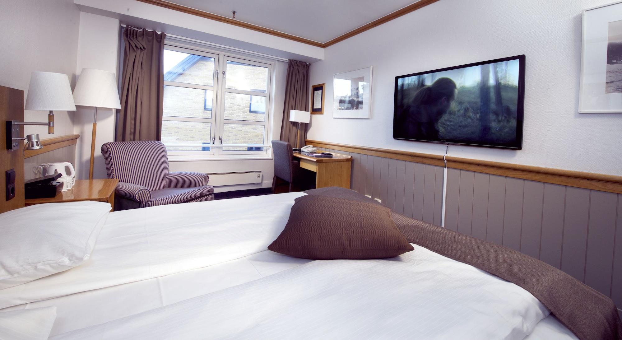 tromso airport to clarion collection hotel